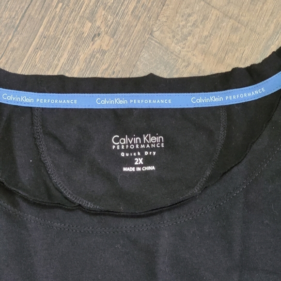Calvin Klein Performance Quick Dry Spell out Black raw edge tank Women's Plus - Picture 6 of 7